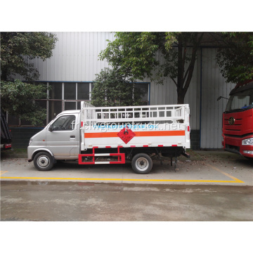 Petit camion de transport de bouteilles de gaz liquéfié 4x2